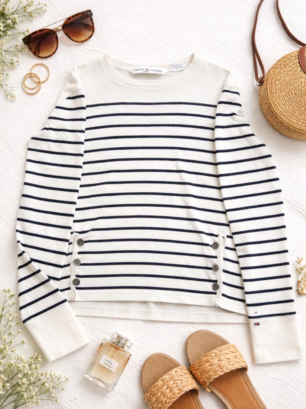 Tommy Hilfiger XL Stripe Sweater Crewneck Nautical Preppy  
Lightweight